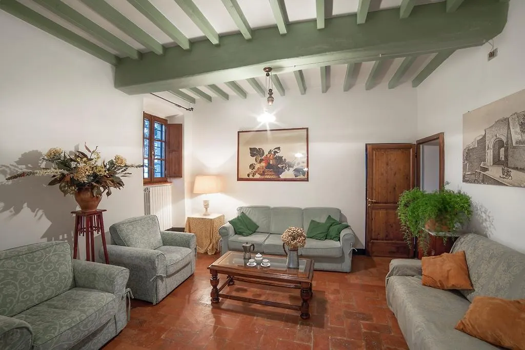 Farm stay Villa Montaperti Volterra Italy